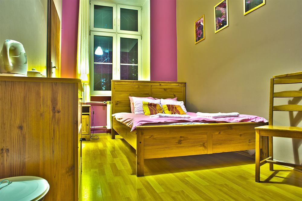 Nathan'S Villa Hostel Warszawa Eksteriør bilde
